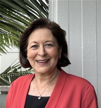 Profile image for Cr Sharon Cadwallader